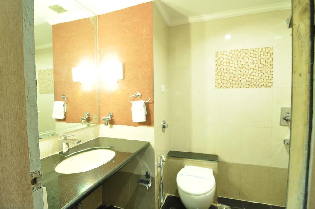 Hotel Venkatesh International Rāipur Szoba fotó