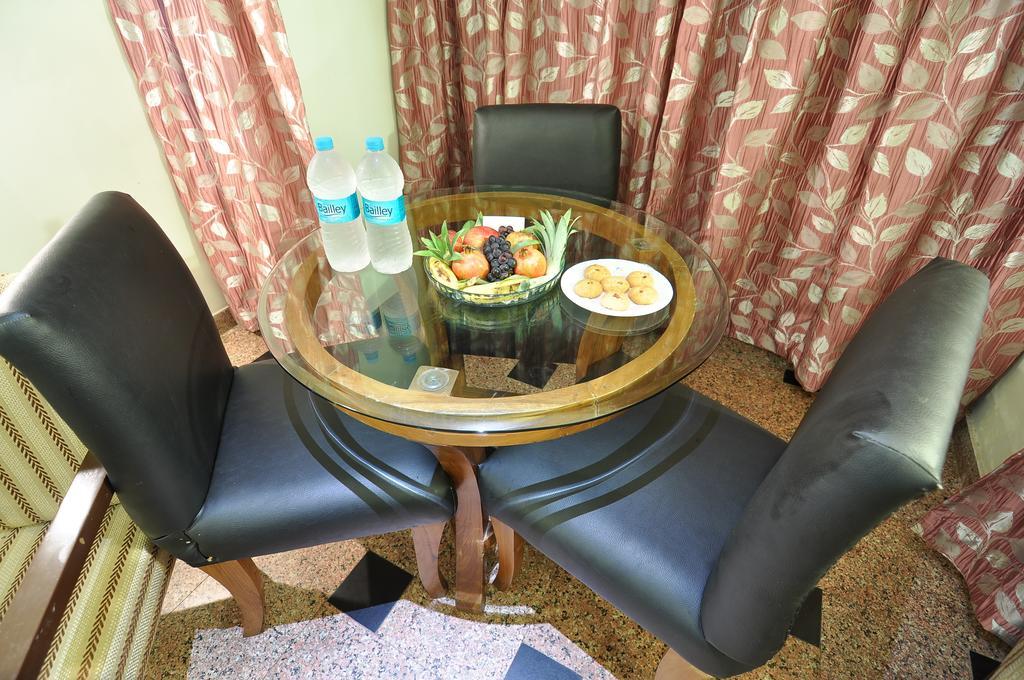 Hotel Venkatesh International Rāipur Szoba fotó