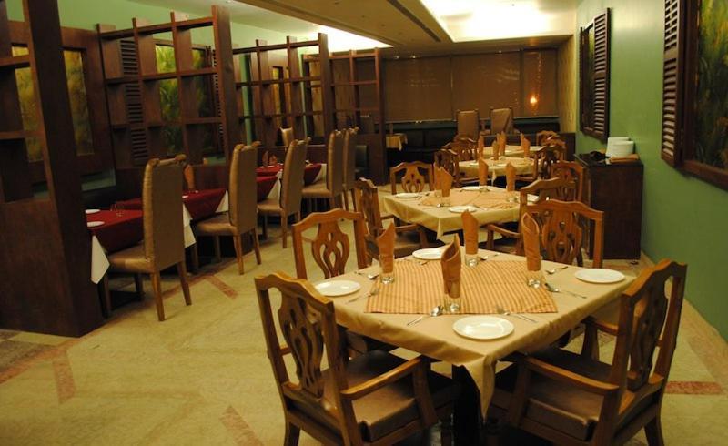 Hotel Venkatesh International Rāipur Kültér fotó